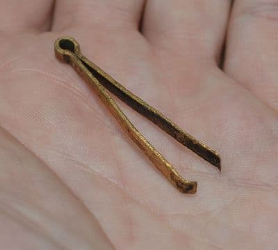 A pleasant pair of Roman bronze cosmetic tweezers, North Yorkshire