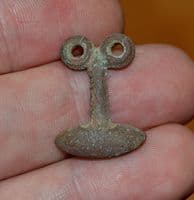 A scarce and unusual Roman bronze clothing toggle fastener, Essex. SOLD