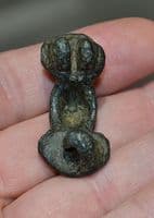 A scarce, heavy and robust Iron Age 
