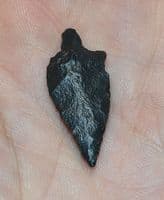 A small, finely worked Late Neolithic / Early Bronze Age Chert tanged arrowhead, Sussex (AS1) SOLD