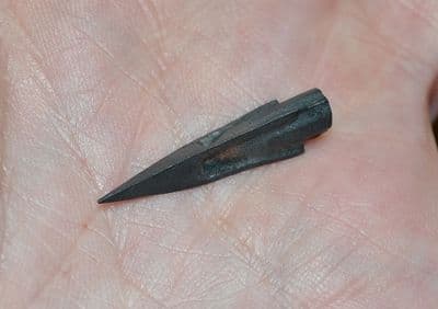 An excellent Ancient Greek / Graeco-Scythian bronze Tri-sided socketed arrowhead (A3) SOLD