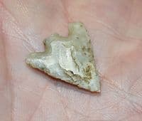 An excellent Early Bronze age Barbed & Tanged flint arrowhead from Rudston, East Yorkshire SOLD
