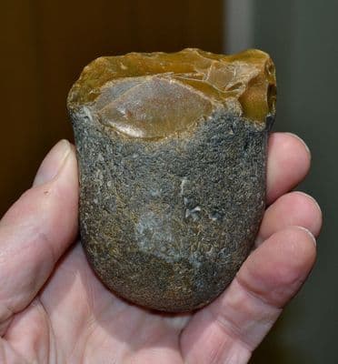 An excellent Lower Paleolithic 