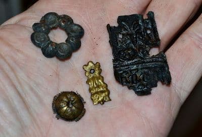 An interesting group of 4 x assorted Tudor period decorative bronze mounts,River Thames, London.SOLD