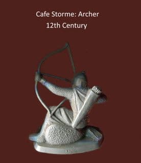 Café Storme 54mm Plastic Model: 12th Century Archer (1 foot figure)