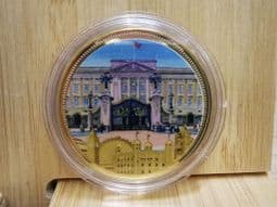 Buckingham Palace, Gold Plated Medal, No COA, OS599