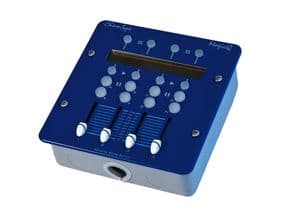 Control remoto CHAMSYS WALL MOUNT SCENE para MAGICQ. 4 Playbacks y 12 botones mapeables