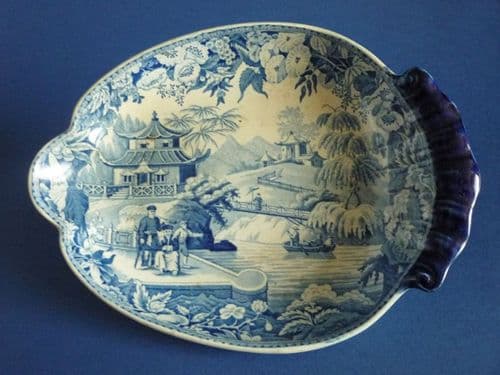 (Sold) Rare Davenport 'Chinoiserie High Bridge' Pouring Dish c1810