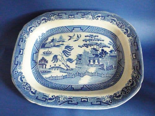 Fine Early Victorian 'Willow' Pattern Meat Plate c1840