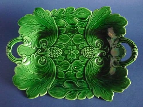 Green Majolica 'Poppy and Scrolling Leaf' Serving Dish c1860 (Sold)