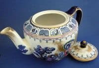 Large Keeling and Co 'Nanking' Losol Ware Teapot c1920