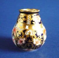 Rare Victorian Royal Crown Derby 'Imari Witches' Pattern 6299 Miniature Vase c1897
