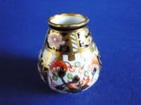 Rare Victorian Royal Crown Derby 'Imari Witches' Pattern 6299 Miniature Vase c1897