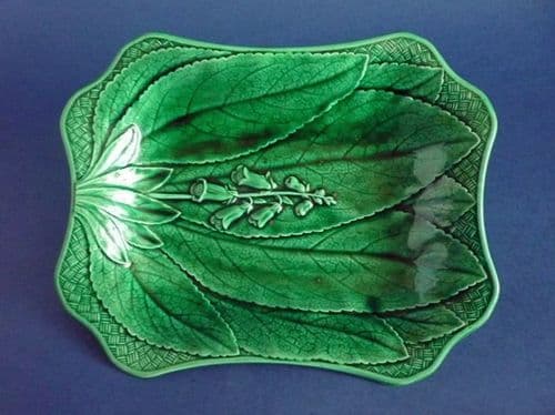 Rare Wedgwood Green Majolica 'Foxglove' Serving Dish c1870 #2 (Sold)