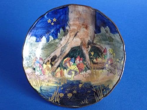 Royal Doulton 'Gnomes B' or 'Munchkins' Small Dish D4697 c1930