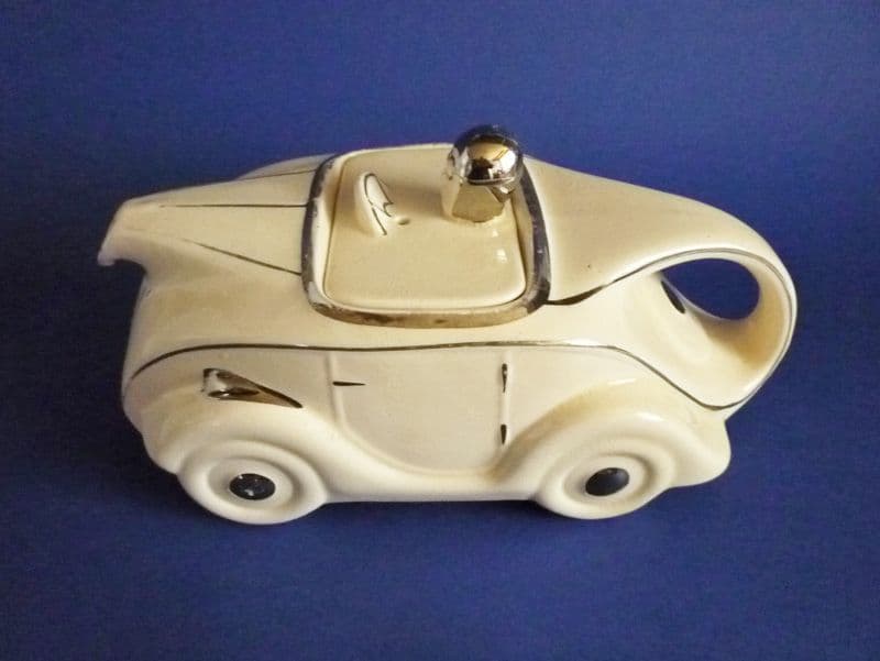 Sadler s Classic 1930s Art Deco Cream Racing Car Teapot OKT42 Sold