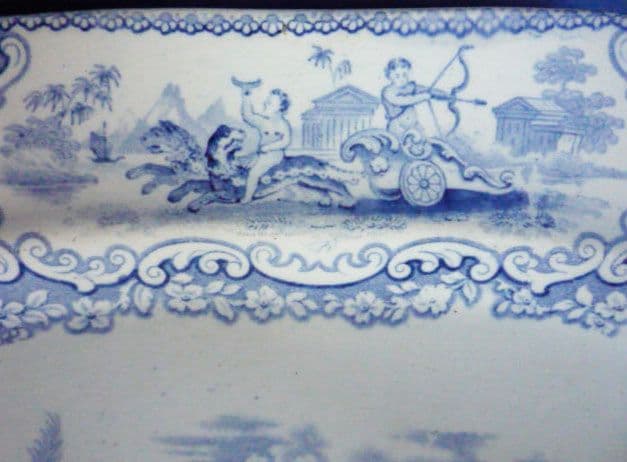 J.M.P Bell of Glasgow社「Triumphal Car」の皿 Scottish Pottery Bell s of Glasgow Triumphal Car Cheese Plate c1850