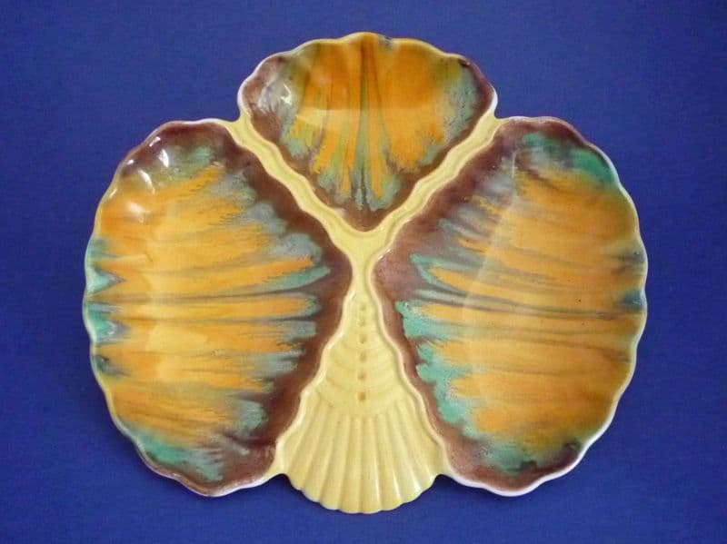 Shelley Harmony Drip Ware Triple Shell Dish c1935