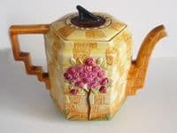 Small Beswick 'Sundial' Teapot c1937