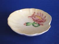 Small Carlton Ware Dish Yellow with Pink Water Lily c1939