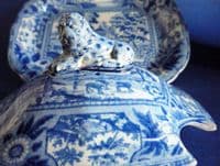 Superb Early John and William Ridgway 'Angus Seats' Pattern Sauce Tureen & Stand c1815