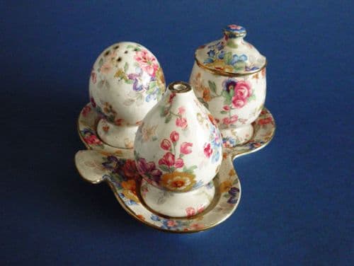 Superb Royal Winton 'Cotswold' Chintz Trefoil Cruet c1952
