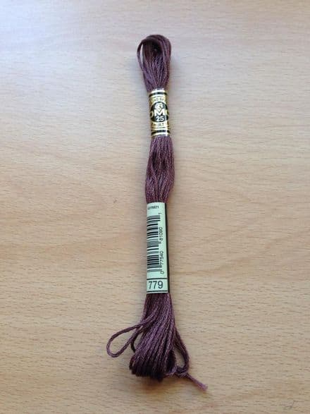 DMC 779
