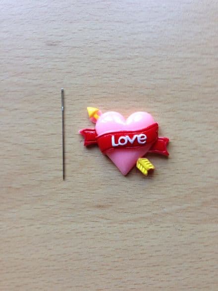 Heart - Love with Arrow Needle Minder
