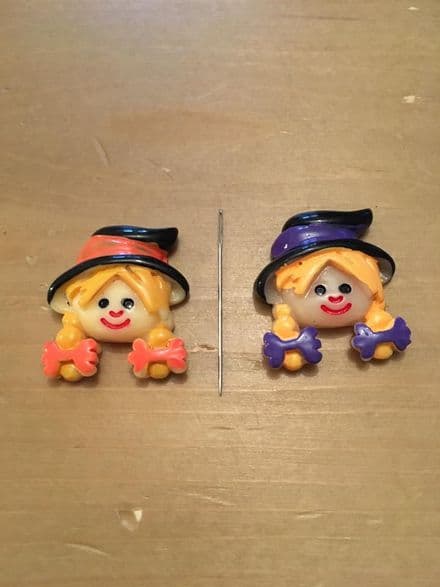 Little Witch Needle Minder