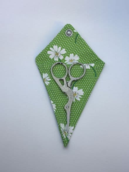 Scissor Cases - White Daisies on Green