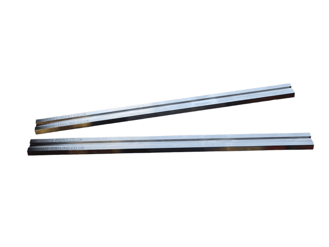 Centrolock system planer blades 230mm long, HSS quality