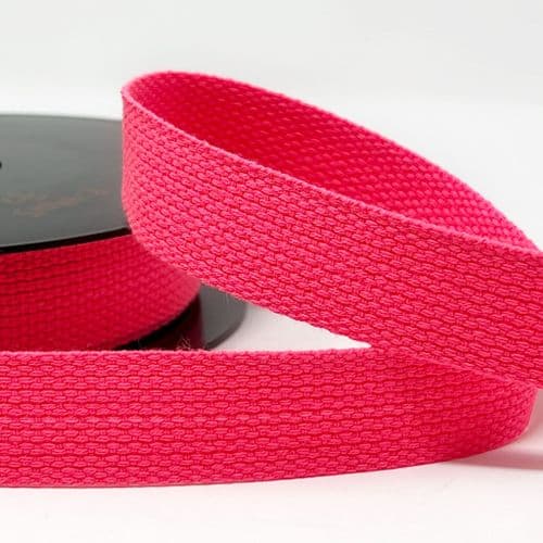 25mm webbing - Neon Pink