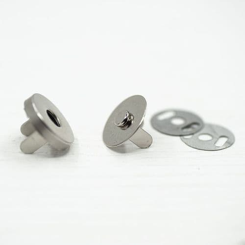 5 x 18mm round magnetic fastener - silver