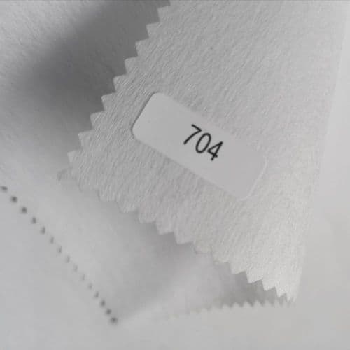 704w Stitch & Tear light weight interfacing, White, 90cm wide