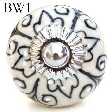 Black patterned knob BW1