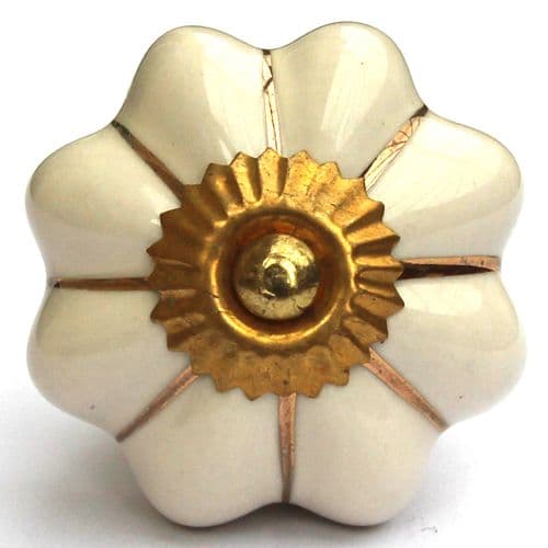 Cream melon knob with gold lines