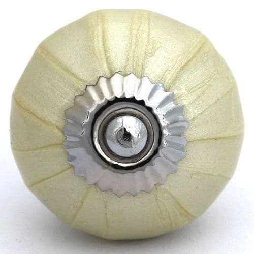 Cream pearlescent round knob
