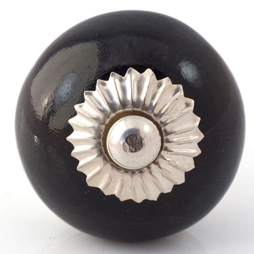 Jet black knob