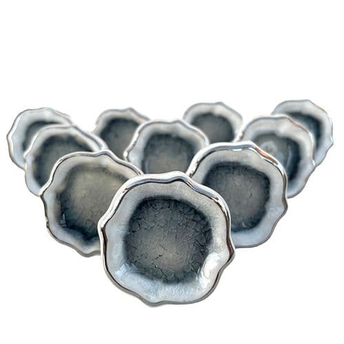 Set of 10 Flower Pod Grey Silver