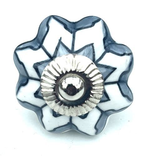 White/grey flower melon knob