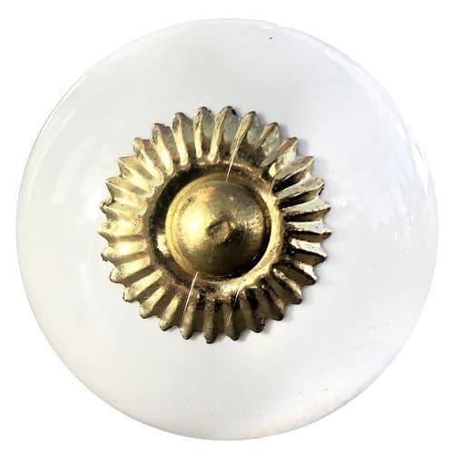 White knob, gold fittings