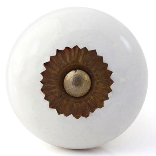 White wheel knob with antique fittings