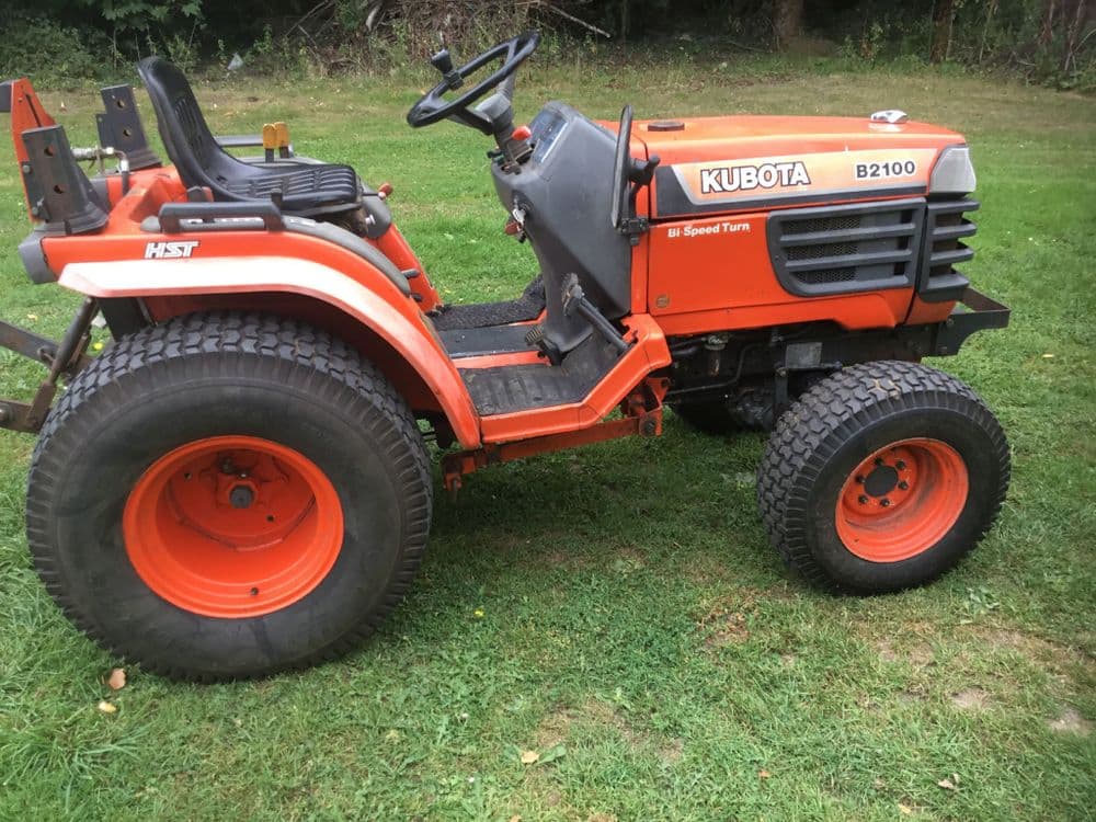 ***SOLD***Kubota 2100 HST Compact tractor ***SOLD***