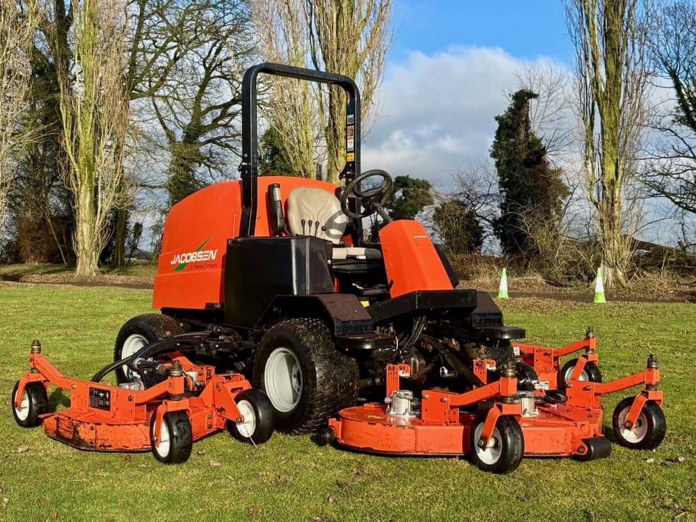 SOLD “””””””””””JACOBSON BAT WING MOWER”””””””””SOLD