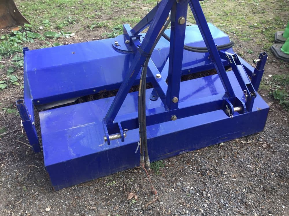 TRACTOR MOUNTED SWEEPER