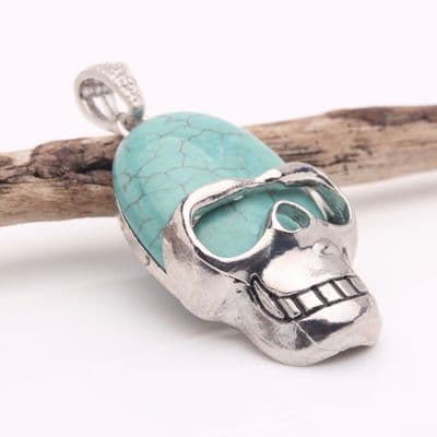 Blue Howlite Skull Pendant in silver alloy 10