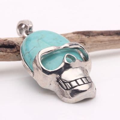 Blue Howlite Skull Pendant in silver alloy 3
