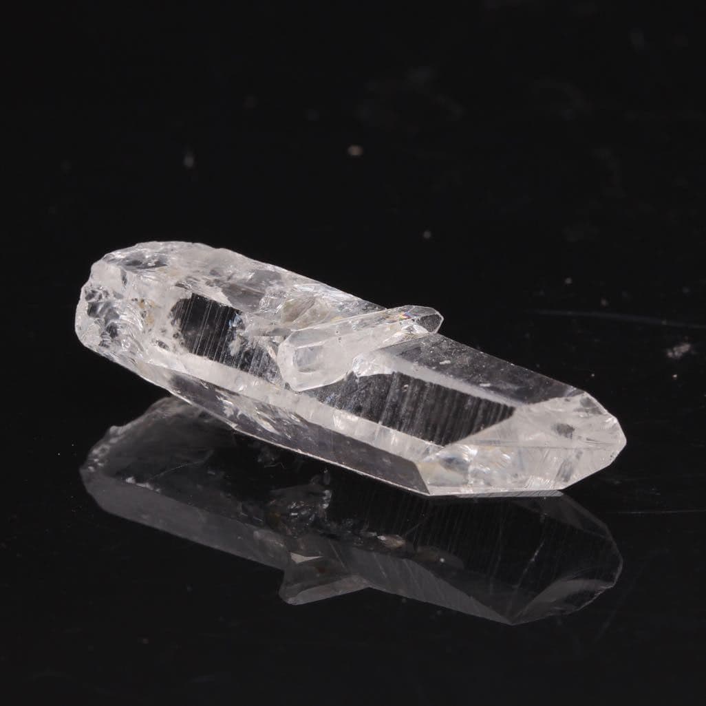 Master Quartz Crystals, programmed with knowledge.