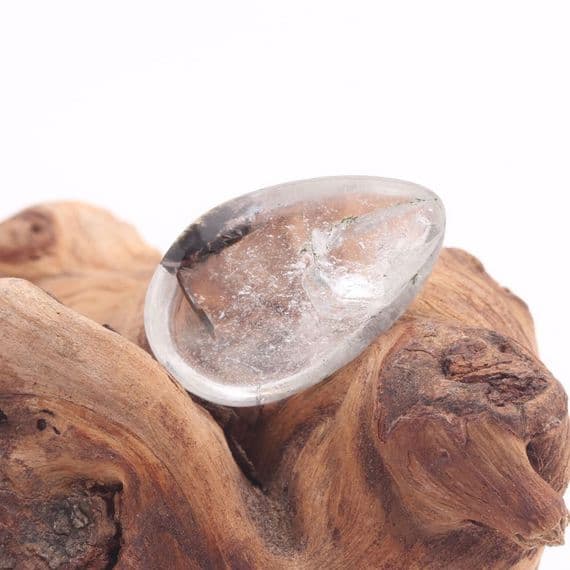 Brookite in Quartz