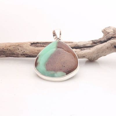 Chrysoprase Pendant 9